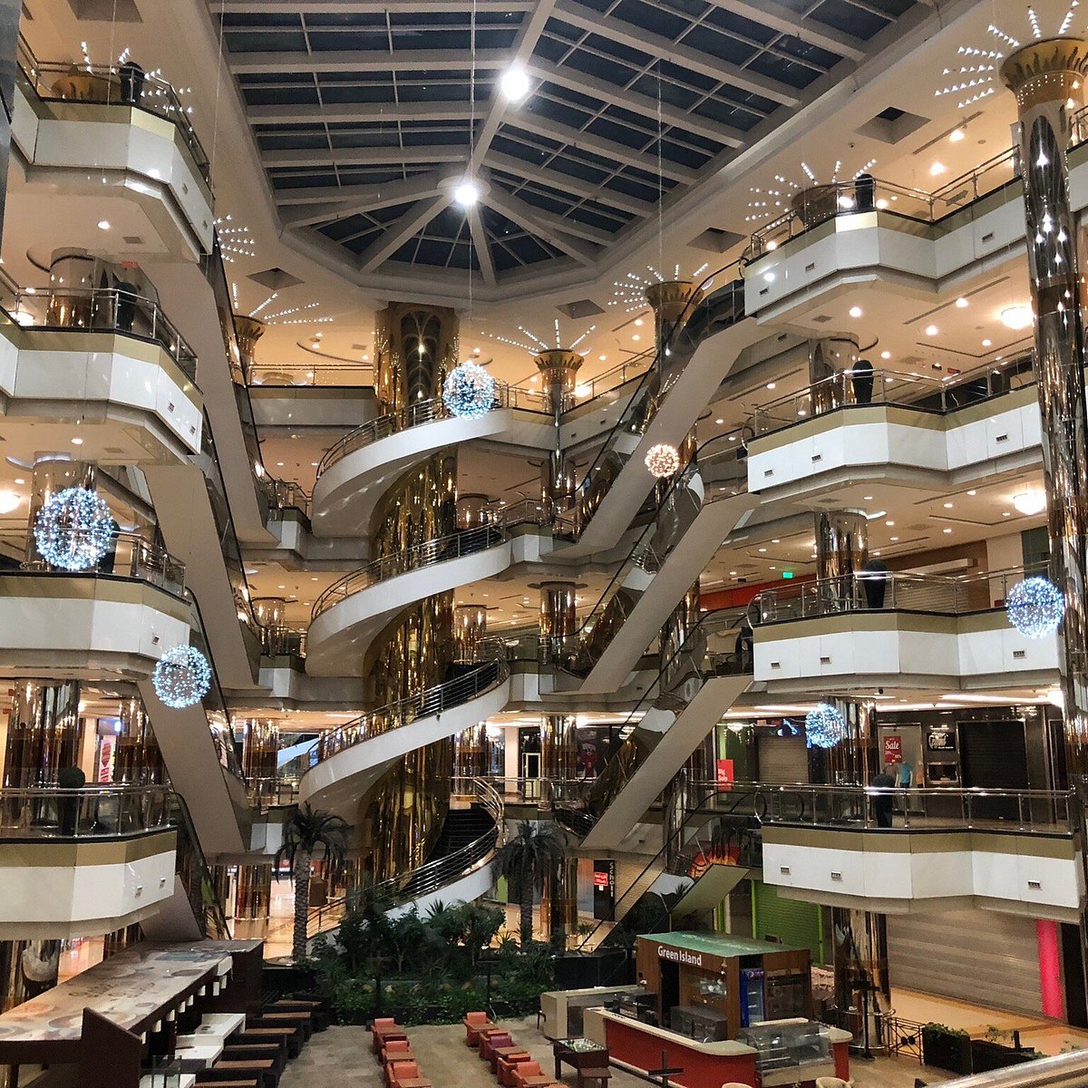 Promo Diskon Belanja Besar-Besaran di The Berkshire Mall Bulan Ini